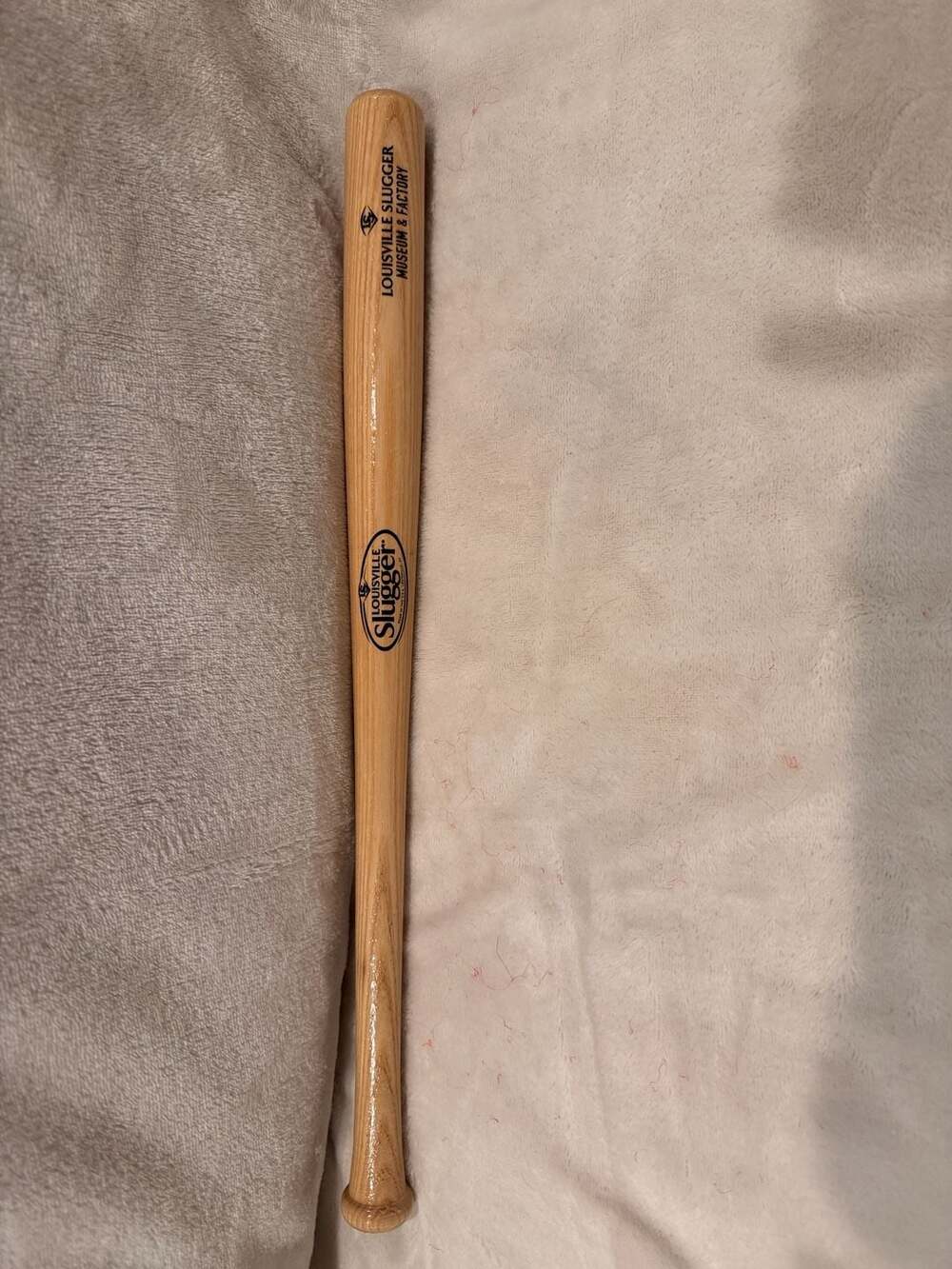 Louisville Slugger Museum & Factory Mini Wood Baseball Bat Souvenir 18”